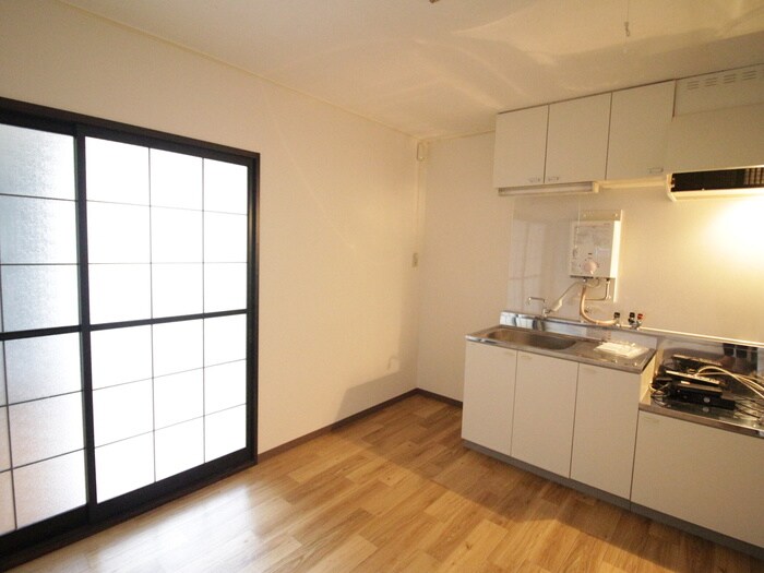 グリ－ン桃山Ａ棟の物件内観写真