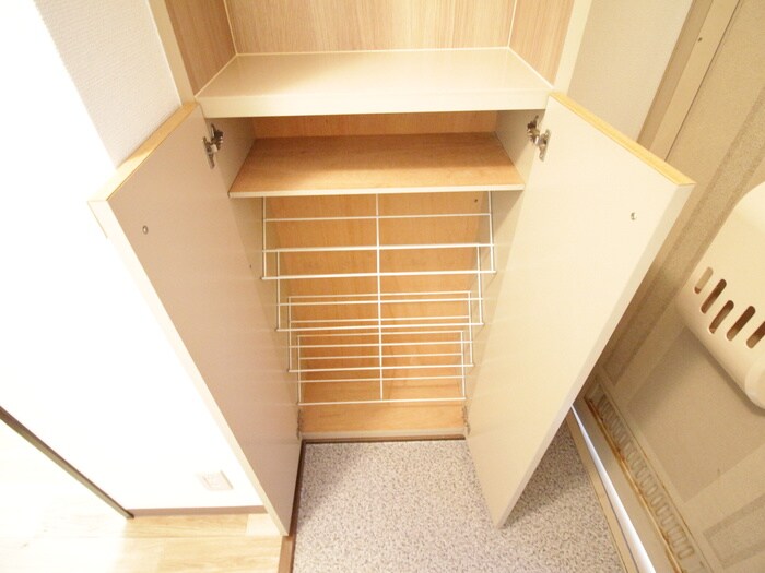 グリ－ン桃山Ａ棟の物件内観写真