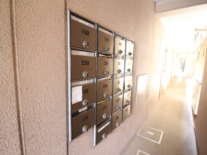 グランコスモ御所東の物件外観写真