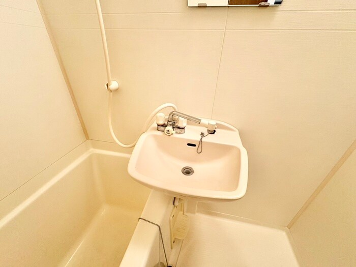 ｸﾞﾗﾝﾄﾞﾊｳｽ寝屋川の物件内観写真