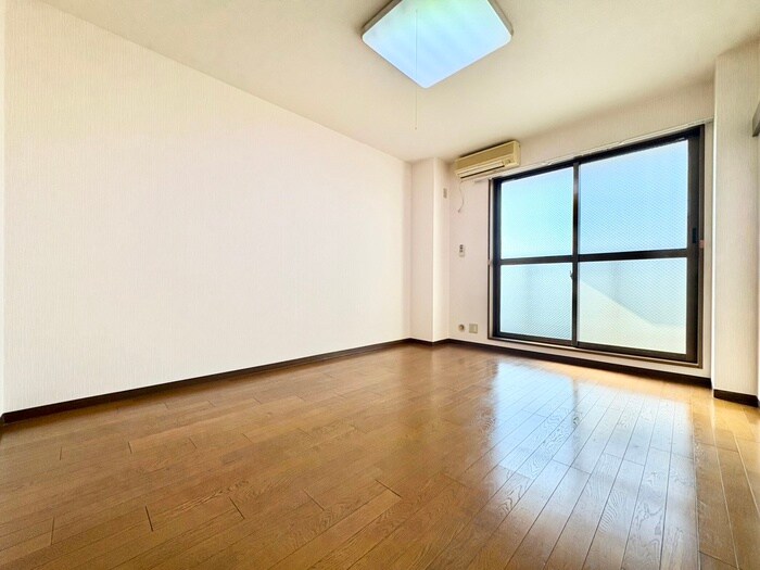 ｸﾞﾗﾝﾄﾞﾊｳｽ寝屋川の物件内観写真