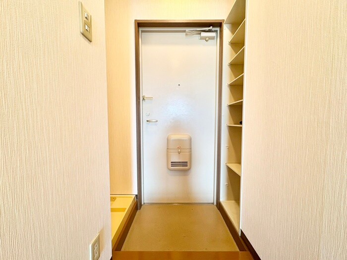 ｸﾞﾗﾝﾄﾞﾊｳｽ寝屋川の物件内観写真