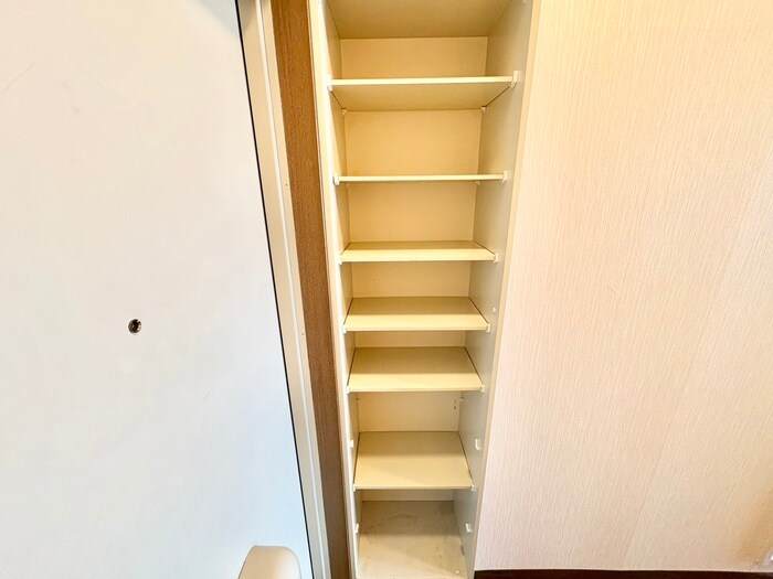 ｸﾞﾗﾝﾄﾞﾊｳｽ寝屋川の物件内観写真