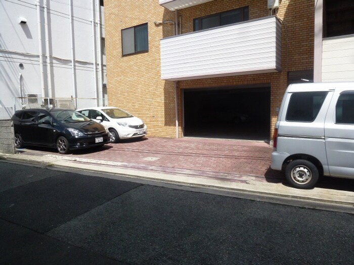 リノーベル川西の物件外観写真