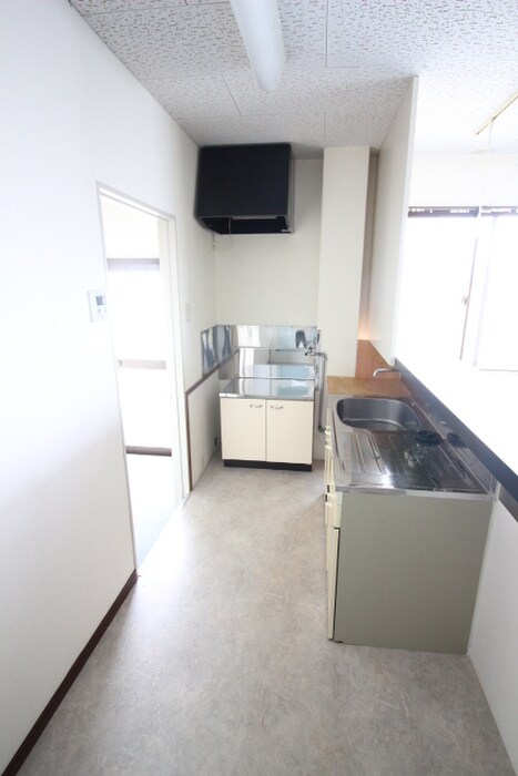 リノーベル川西の物件内観写真