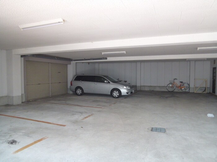 リノーベル川西の物件外観写真