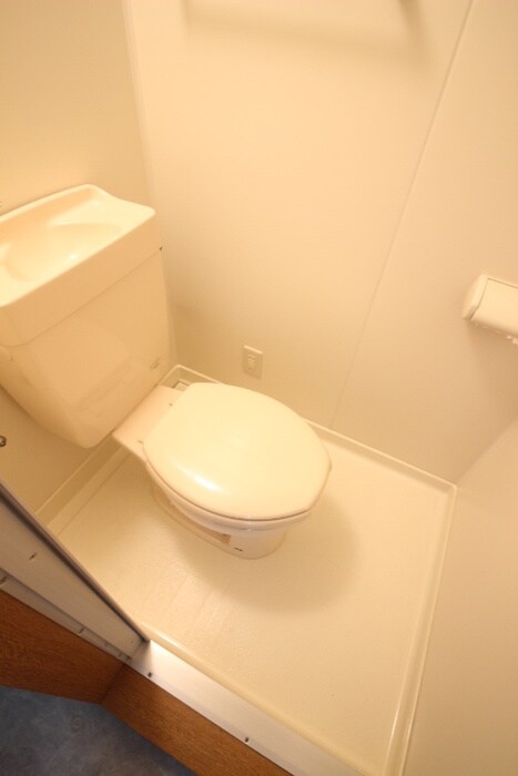 リノーベル川西の物件内観写真