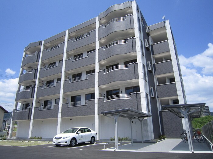 URBAN　HILLS　SAITO　Ⅰの物件外観写真