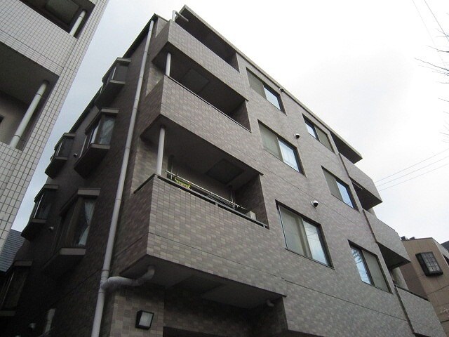 セルフィーユ兵庫の物件外観写真