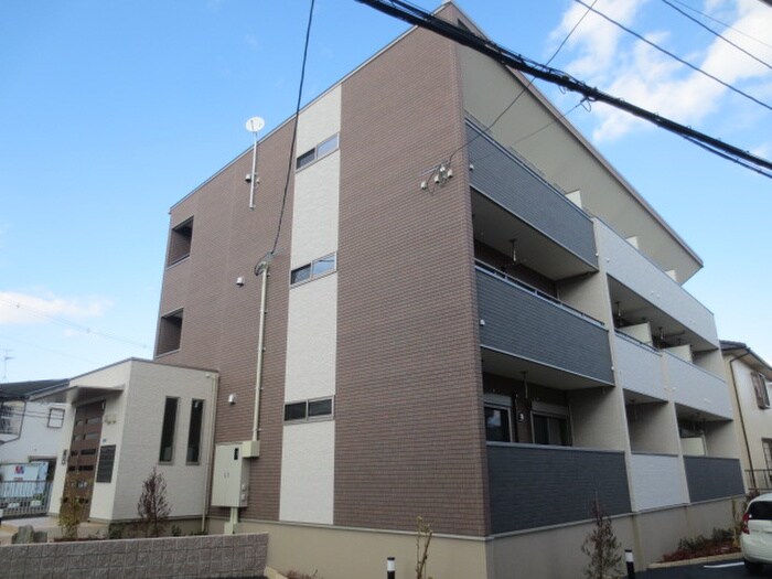 ヴィラ カルムの物件外観写真