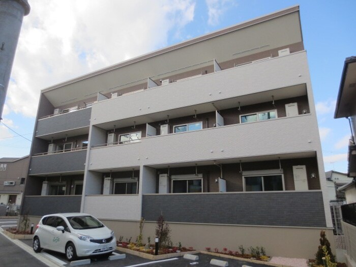 ヴィラ カルムの物件外観写真