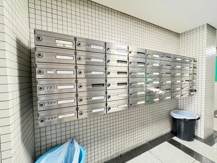 ア－バンコ－ト玉造の物件外観写真