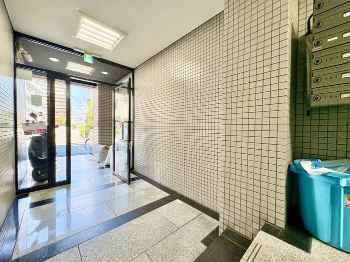 ア－バンコ－ト玉造の物件外観写真