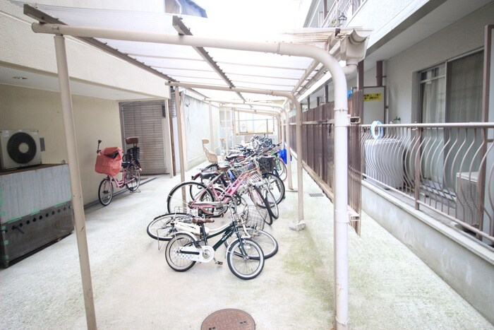 グランディール鹿島の物件外観写真