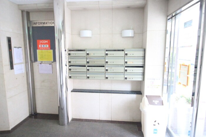 グランディール鹿島の物件外観写真