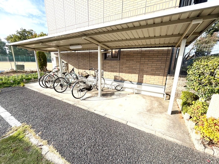 ル・ラルゴの物件外観写真