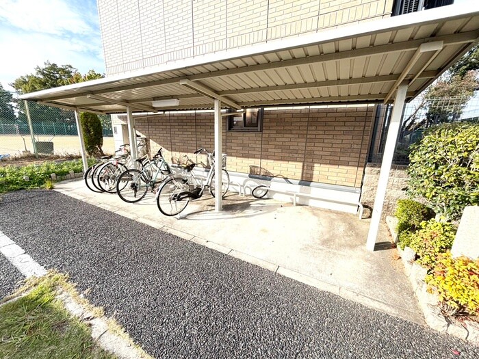 ル・ラルゴの物件外観写真