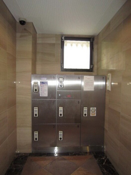 ﾌﾟﾚｻﾝｽ大手前ﾊﾟｰｸｻｲﾄﾞⅡ(408)の物件外観写真