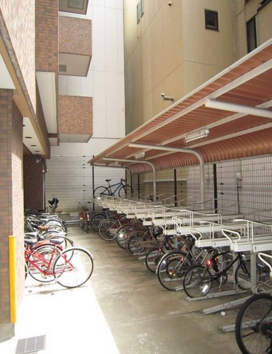 ﾌﾟﾚｻﾝｽ大手前ﾊﾟｰｸｻｲﾄﾞⅡ(408)の物件外観写真