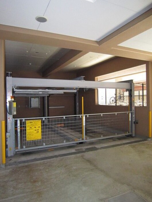 ﾌﾟﾚｻﾝｽ大手前ﾊﾟｰｸｻｲﾄﾞⅡ(408)の物件外観写真