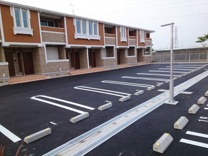 マーマネの物件外観写真