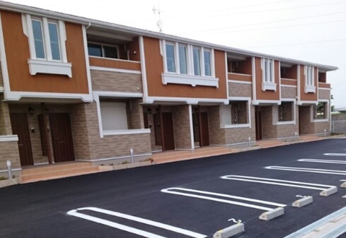 マーマネの物件外観写真