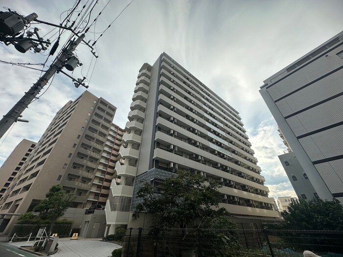 ディームス江坂の物件外観写真