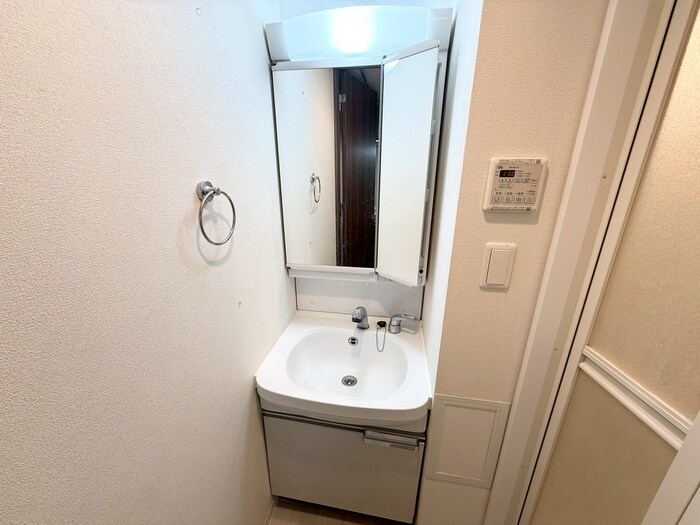 ディームス江坂の物件内観写真