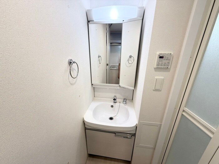 ディームス江坂の物件内観写真