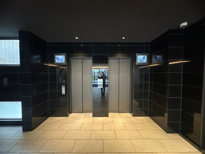 ディームス江坂の物件外観写真