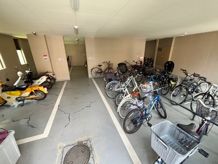 レフィナ－ドの物件外観写真