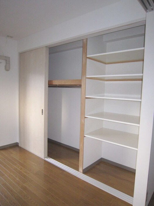 グラシオン西陣の物件内観写真