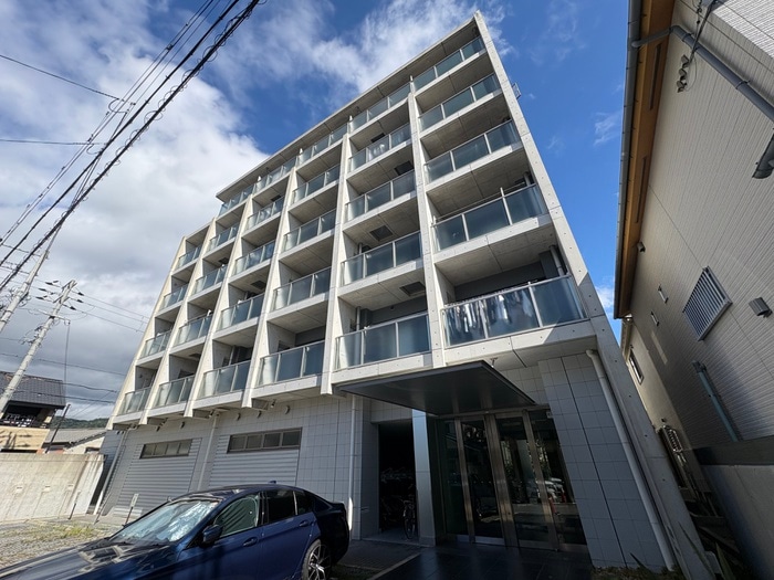 ホープ池田満寿美町の物件外観写真