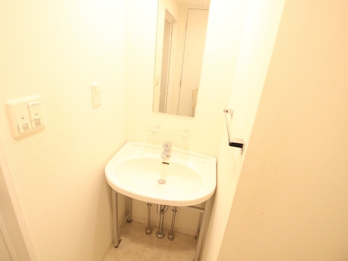 ホープ池田満寿美町の物件内観写真