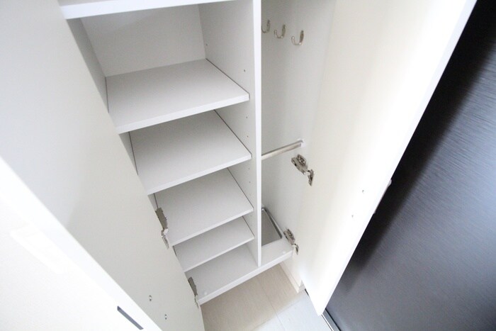 ﾚｼﾞｭｰﾙｱｯｼｭ神戸ﾊｰﾊﾞｰﾗﾝﾄﾞ(721)の物件内観写真