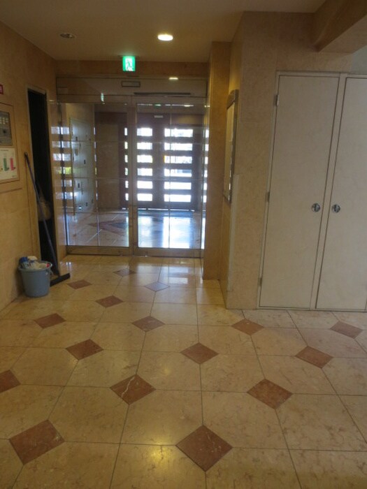 プリモディ－ネ福島の物件外観写真