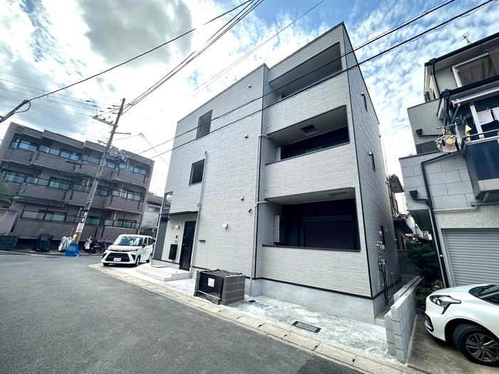 四ノ宮レジデンスの物件外観写真