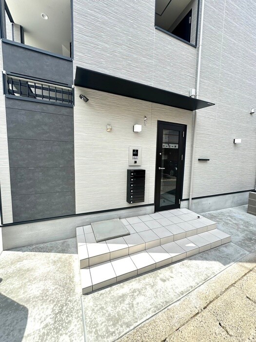 四ノ宮レジデンスの物件外観写真