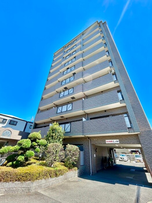 サンライト鶴見の物件外観写真