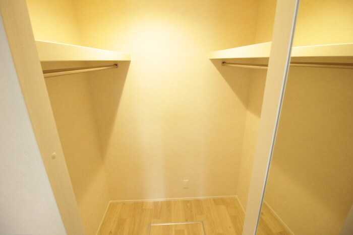 adonis　court　加美NEXTの物件内観写真