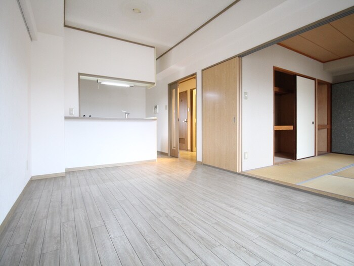 ヴェルドミ－ル桃山台の物件内観写真