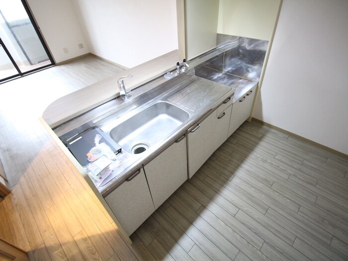 ヴェルドミ－ル桃山台の物件内観写真