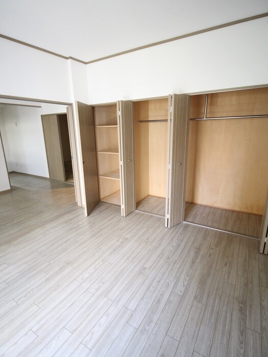 ヴェルドミ－ル桃山台の物件内観写真