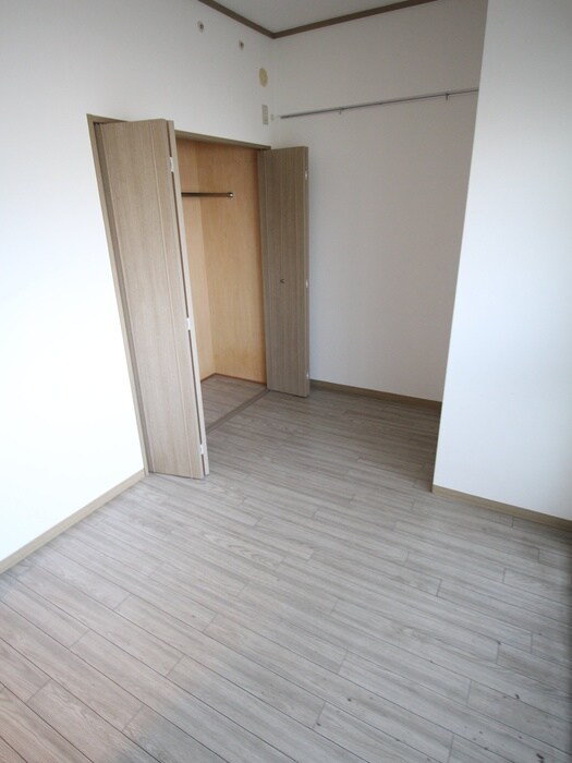 ヴェルドミ－ル桃山台の物件内観写真