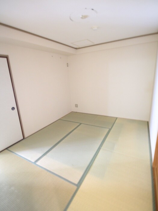 ヴェルドミ－ル桃山台の物件内観写真