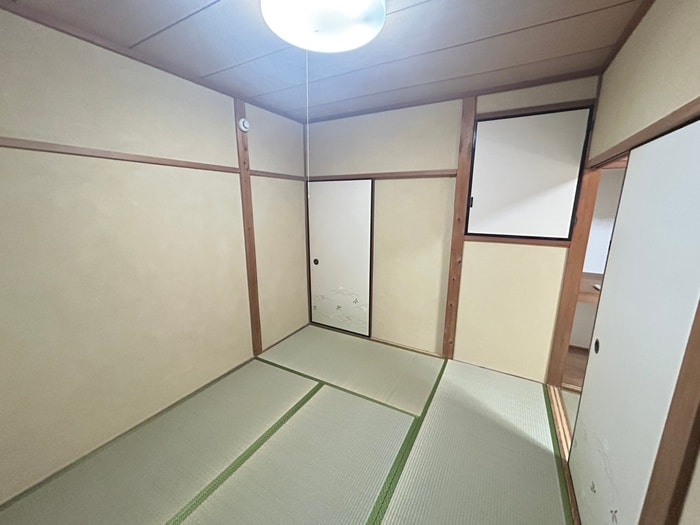 招提大谷戸建の物件内観写真