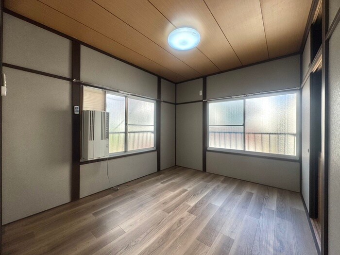 五色山五丁目貸家の物件内観写真