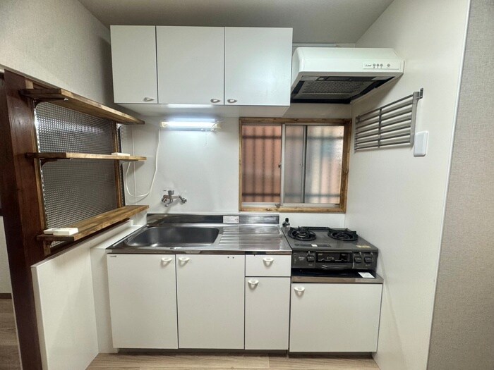 五色山五丁目貸家の物件内観写真