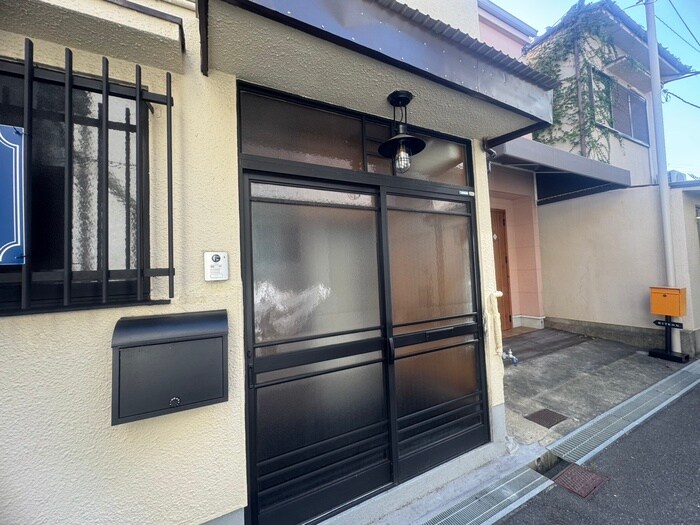 五色山五丁目貸家の物件外観写真