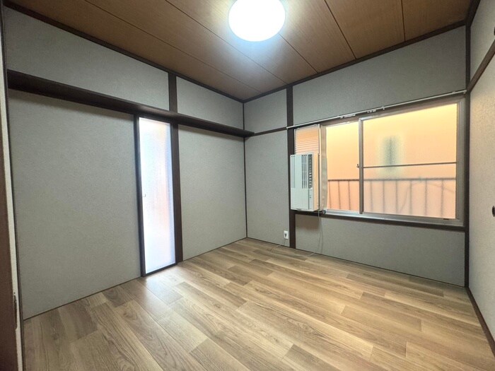 五色山五丁目貸家の物件内観写真